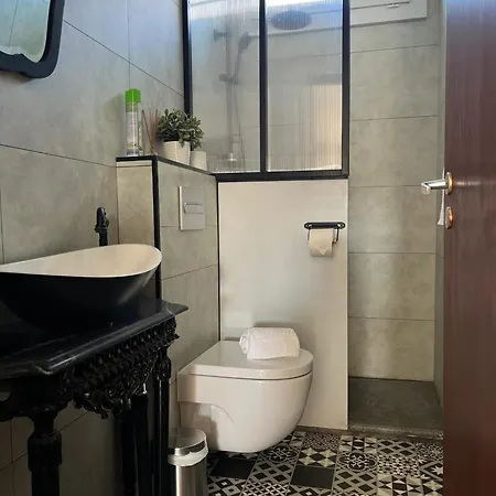 House With Garden In - 100 M², Shared Pool *